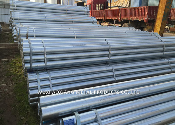 Un bon prix. Galvanisé 1 pouce - 12 tuyau d'acier inoxydable sans couture de Sch 40 de pouce pour le transport liquide en ligne