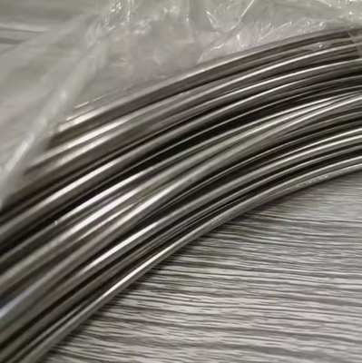 Un bon prix. 5.5mm fil d'acier en bobine ASTM AISI SS fil SUS 0.13mm-3mm fil d'acier inoxydable en ligne
