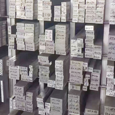 Un bon prix. Barres d'extrusion en aluminium 6063 / 6061 / 7075 en ligne