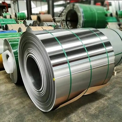 Un bon prix. La bobine de feuille d'acier inoxydable de la finition 304 de délié/solides solubles lovent avec la protection de film en ligne