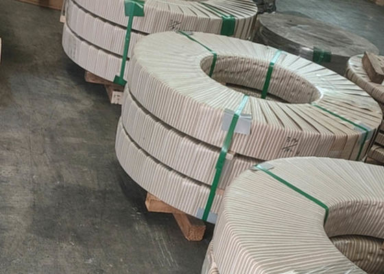 Un bon prix. Bobine extra-dure de bande de SUS301 560HV 0.2mm solides solubles pendant des ressorts en ligne