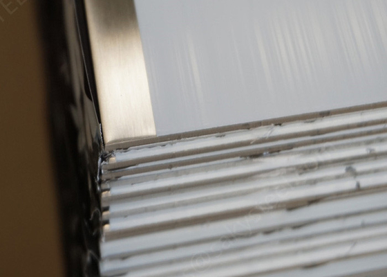 Un bon prix. 6mm 201J ont laminé à froid la feuille d'acier inoxydable pour les bords droits en ligne