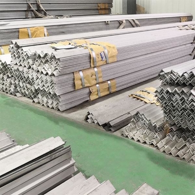 Un bon prix. ASTM 316L a soudé la Manche en U de profils d'acier inoxydable sans couture en ligne
