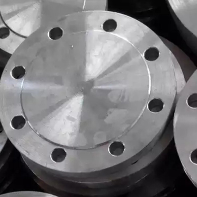 Un bon prix. Montage de mamelon de la bride 316L de soudure de cou d'acier inoxydable de vide poussé en ligne