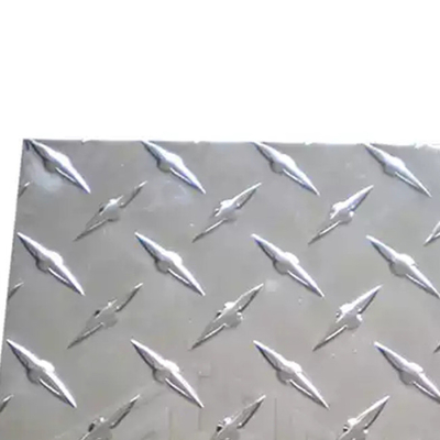Un bon prix. Plaque en aluminium gravant en refief à carreaux H12 3105 5052 alliage de feuille de diamant pour l'ascenseur de bateau en ligne