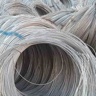 Un bon prix. Le haut fil d'acier de ressort de Rod Carbon 1mm Ss304 a galvanisé en ligne