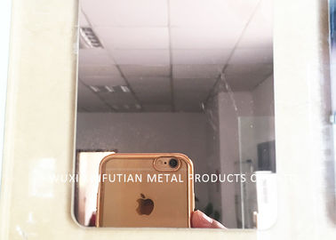 Un bon prix. Feuille 4x8 d'acier inoxydable de finition de miroir d'or/feuille de solides solubles 304 pour la décoration d'ascenseur en ligne