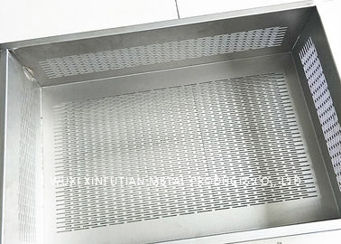 Un bon prix. 304 a perforé la finition perforée du plat 2B de feuille d'acier inoxydable/acier inoxydable en ligne