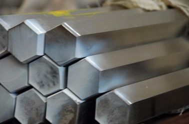 Un bon prix. L'acier inoxydable lumineux poli profile la barre hexagonale d'acier inoxydable de SS304 SS316 en ligne