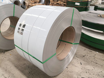 Un bon prix. Bobine de haute résistance de bande d'acier inoxydable avec la surface de finition de miroir en ligne