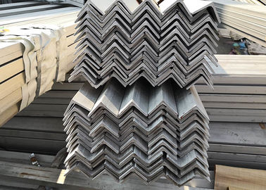 Un bon prix. L'acier inoxydable égal profile 300 séries 304 de résistance à la corrosion en ligne