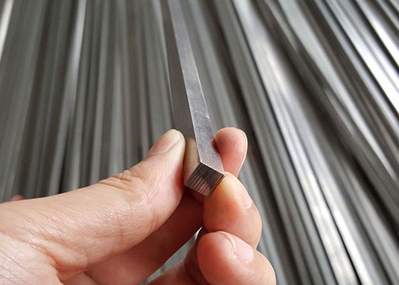 Un bon prix. Barre ronde laminée à chaud d'acier inoxydable de catégorie de l'hexagone 420 de 6mm en ligne