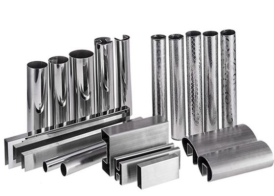 Un bon prix. La décoration a soudé 2 le tuyau d'acier de balustrade de pouce SS304 en ligne