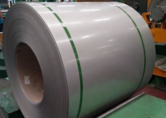 Un bon prix. tôle d'acier inoxydable du vacarme 1,4305 de la largeur SS304 de 1500mm en ligne